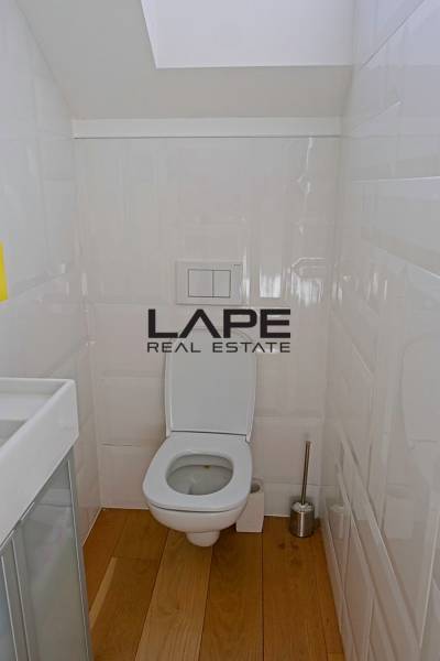 18_WC_poschodie.jpg